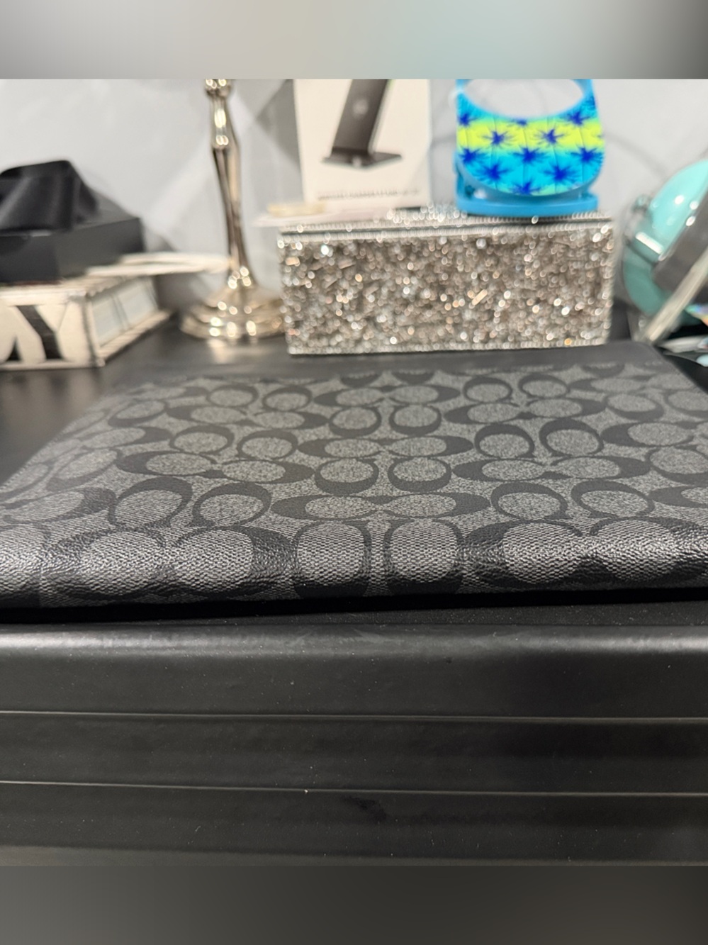 Coach second bag black & gray f32654 - Picture 9 of 9